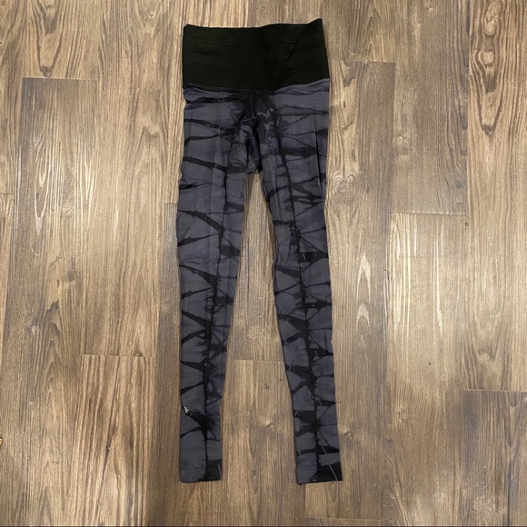 NUX Pants - NUX: High Waisted Leggings